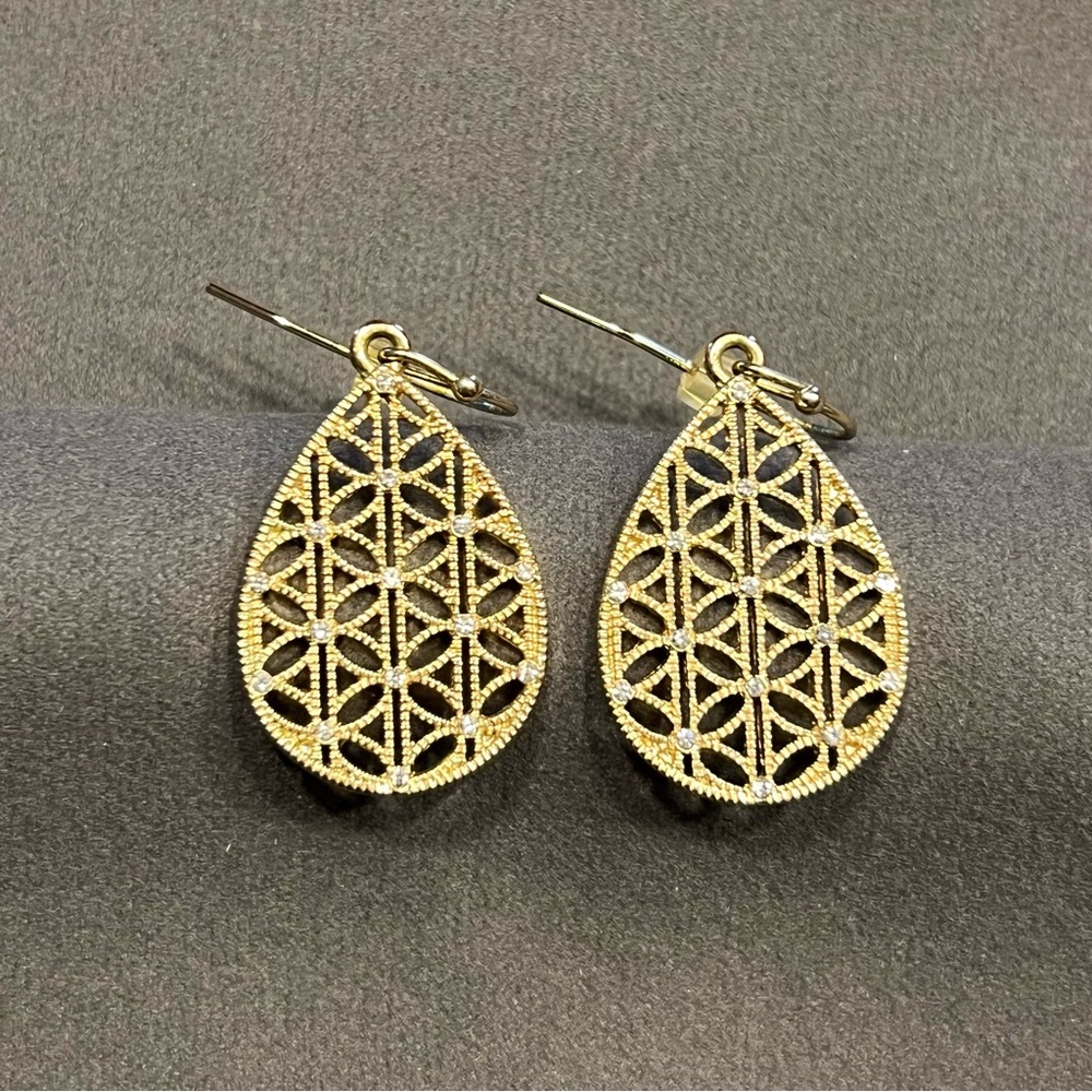 Elegant Goldtone Diamond-cut Teardrop Earrings